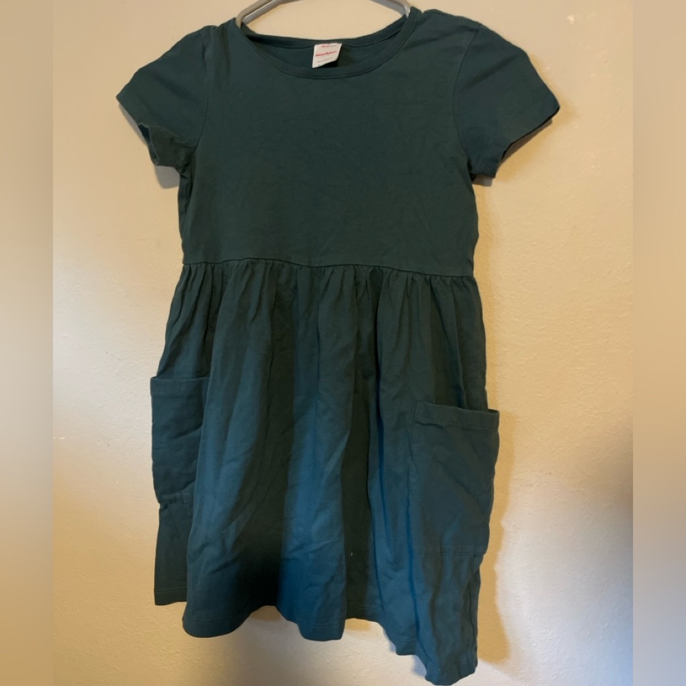 Hanna Andersson Short Sleeve Pocket Dress in Teal Green